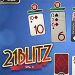 Pantalla de juego de cartas con cuatro columnas de naipes, puntajes numerados encima y un diseño gráfico colorido en el fondo