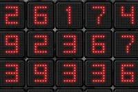Traza un camino sobre los números y suma hasta el objetivo indicado