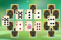 Ayuda a los alienígenas en este juego de Solitario Pirámide