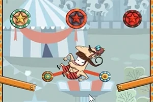 Un personaje de circo con bigote y gorra vuela impulsado por una catapulta frente a una carpa y círculos con estrellas