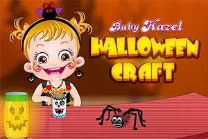 Niña sonriente con peinado arreglado, rodeada de decoraciones de Halloween, incluyendo una lámpara con cara tallada y una araña de papel