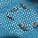 Tablero cuadriculado sobre un mar con varios barcos y un submarino, donde uno de los barcos está siendo atacado