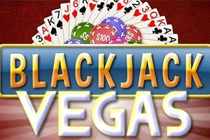 Naipes y fichas de casino con las palabras Blackjack Vegas destacadas al frente