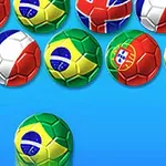 Balones de fútbol con banderas de diferentes países sobre un fondo azul