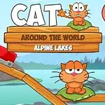 Gato cartero naranja con expresión curiosa sobre cojines verdes, rodeado de queso, montañas y estructuras de madera frente a un lago alpino