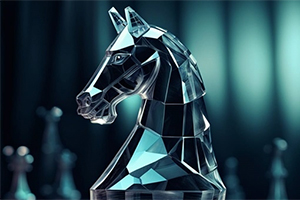 Caballo de cristal translúcido y facetado con piezas borrosas de fondo en un tablero de ajedrez