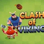 Tres vikingos caricaturizados con armas, junto a un casco y el texto Clash of Vikings sobre un fondo verde