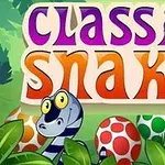 Serpiente caricaturesca con ojos grandes delante de huevos de colores y un letrero que dice Classic Snake