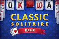 Classic Solitaire Blue lleva el juego de cartas clásico a un entorno moderno