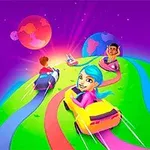Personas conduciendo autos de colores sobre caminos curvos alrededor de un planeta estilizado con fondo púrpura