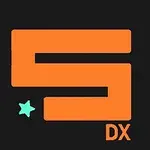 Logotipo con una S naranja, una estrella verde clara al lado y las letras DX en la esquina inferior derecha, sobre un fondo negro