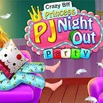 Dos chicas en pijamas sentadas en sillones morados, rodeadas de plumas, durante una fiesta de pijamas