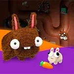 Conejos de peluche con ojos grandes y dientes prominentes sobre un fondo de colores brillantes, acompañados de una zanahoria