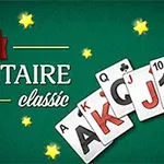 Cartas de naipes con estrellas amarillas sobre un fondo verde con el texto daily SOLITAIRE classic