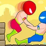 Dos personajes con cascos de colores se enfrentan en un entorno de lucha con fondo amarillo y botellas