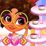 Niña animada con gafas grandes frente a estantes rosados con recipientes de dulces de colores