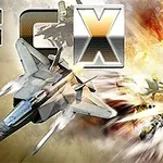 Avión de combate futurista volando sobre un fondo de explosiones con las letras FX grandes en la esquina superior izquierda