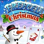 Muñeco de nieve con sombrero de copa frente a un paisaje nevado, cartas navideñas y casas cubiertas de nieve al fondo