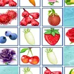 Azulejos cuadrados con diversas frutas y flores sobre un fondo azul acuático