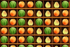 Filas de frutas en estantes, incluyendo naranjas, sandías y peras