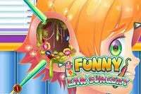 Juega al doctor mientras limpias y despejas el oído de tu paciente