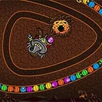 Una espiral de bolas de colores brillantes con un personaje en el centro y un sol sonriente al fondo sobre un fondo marrón agrietado