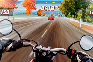 Vista en primera persona de un motociclista conduciendo por una carretera con árboles de otoño y un auto rojo al frente