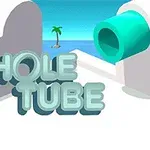 Texto tridimensional Hole Tube con un escenario de fondo que incluye una palmera y un tubo verde sobre un fondo azul claro