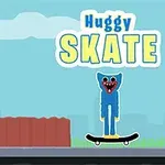 Personaje azul de peluche con boca roja sonriente montado en una patineta, con el texto Huggy Skate arriba