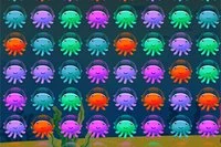 Desliza las medusas horizontalmente para hacer coincidir 3 o más