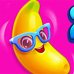 Banana sonriente con gafas de color azul y número dos grande en un fondo rosa brillante