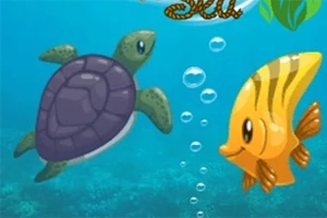 Una tortuga marina verde y un pez amarillo con rayas nadando bajo el agua con burbujas