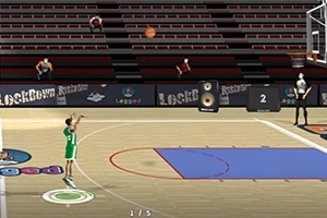 Jugador de baloncesto en uniforme verde lanzando el balón hacia la canasta en una cancha vacía con gradas vacías en el fondo