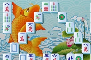 Fichas de juego colocadas sobre un fondo decorativo de un pez dorado y olas de agua