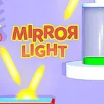 Texto Mirror Light con elementos de luz y un cilindro con líquido verde sobre un fondo morado