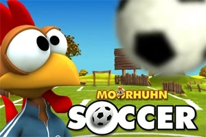 Un pollo animado con uniforme de fútbol en un campo, mientras un balón de fútbol vuela en primer plano