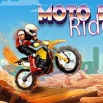 Motociclista en una motocicleta amarilla realizando un salto en un paisaje desértico con un cielo azul y edificios al fondo