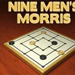 Tablero cuadrado de madera con líneas conectadas y fichas negras y blancas sobre una superficie de color marrón, con el texto Nine Mens Morris arriba