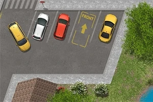Cuatro coches estacionados en fila en un estacionamiento con un espacio vacío marcado como FRONT y rodeado de árboles y una acera