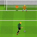 Jugador de fútbol preparándose para patear un penalti frente a un portero en un campo verde con una portería al fondo