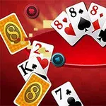 Cartas de juego con números y símbolos de diferentes palos sobre un fondo rojo con fichas de colores esparcidas