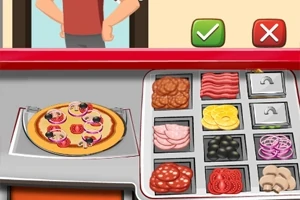 Una pizza sobre una bandeja con varios ingredientes como pepperoni, aceitunas y cebollas al lado de opciones de selección