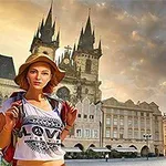 Mujer con sombrero y mochila frente a una arquitectura histórica con torres altas bajo un cielo nublado