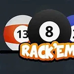 Tres bolas de billar numeradas (13, 8, 2) y un texto que dice RackEm sobre un fondo oscuro