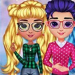 Tres personajes animados con cabello colorido y atuendos modernos posan juntos; uno con gafas y cabello rubio, otro con suéter rosa y gafas, y el tercero con cabello azul y vestido rojo
