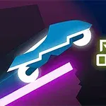 Coche azul estilizado saltando sobre una plataforma rosa con el texto Rider Online iluminado