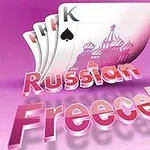 Cartas de juego con un diseño de cúpulas rusas y texto que dice Russian Freecell sobre un fondo rosa