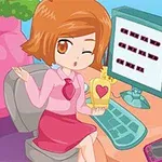 Niña pelirroja guiñando un ojo, sentada en un escritorio con computadora, sosteniendo una caja de regalo con corazón, rodeada de plantas y una foto enmarcada