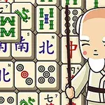 Un personaje con bastón y azulejos con símbolos chinos