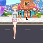 Una chica rubia con un atuendo casual está de pie en la calle frente a una tienda llamada Cosplayers, con un fondo colorido y árboles floreciendo